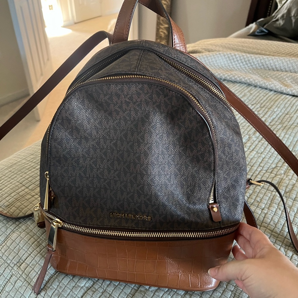 Perfect condition! Michael Kors book bag- mid size.